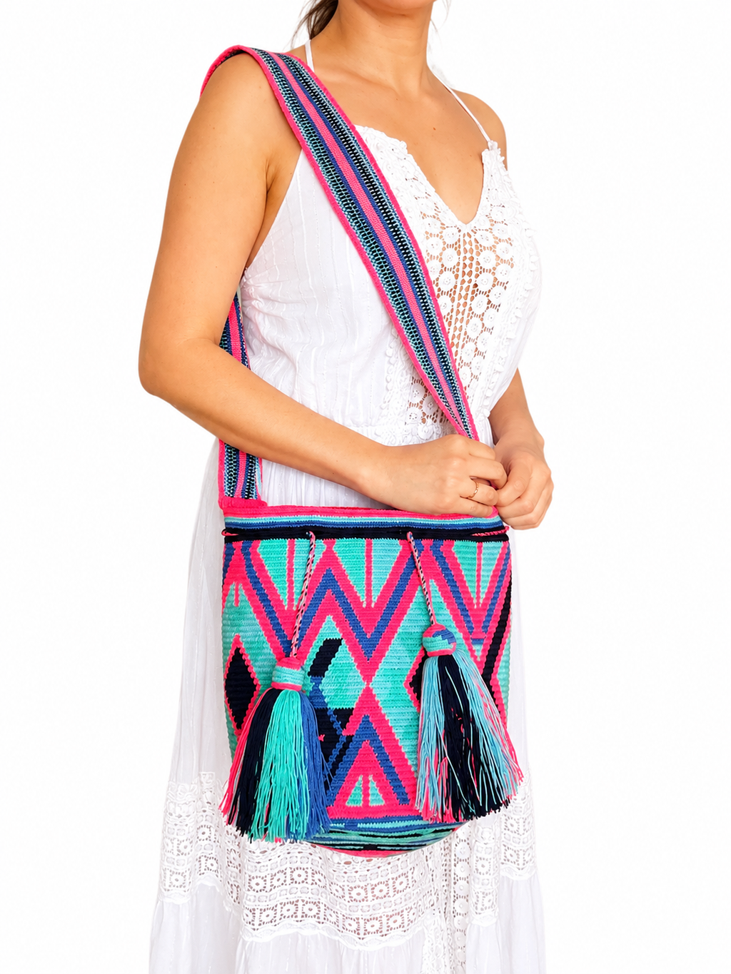 Handmade Wayuu Crossbody Bag – Geometric Crochet Bucket Bag, Colombian Artisan Shoulder Purse