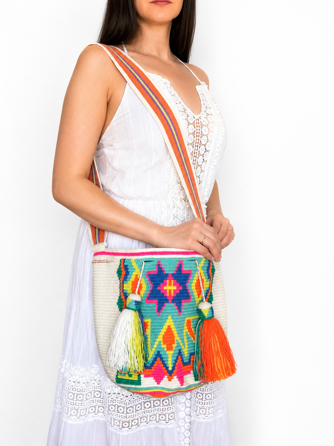 Handmade Wayuu Crossbody Bag – Geometric Crochet Bucket Bag, Colombian Artisan Shoulder Purse