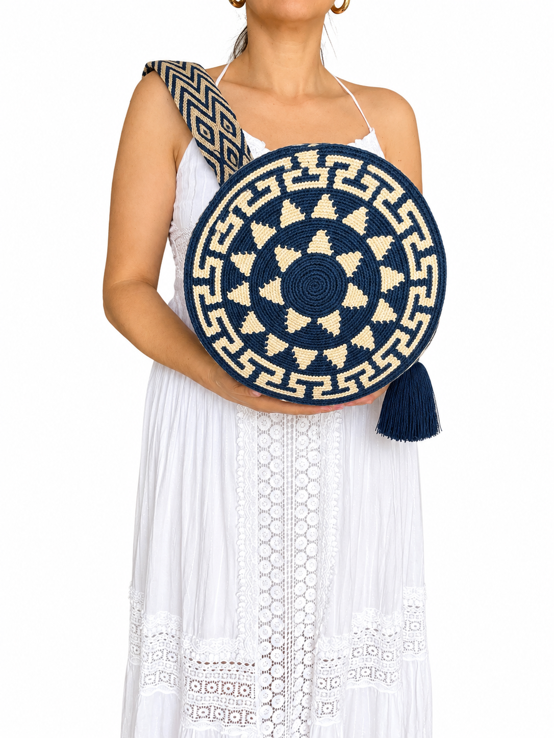 Handmade Wayuu Crossbody Bag – Black & Neutral Geometric Patterns, Artisan Crochet Bucket Bag