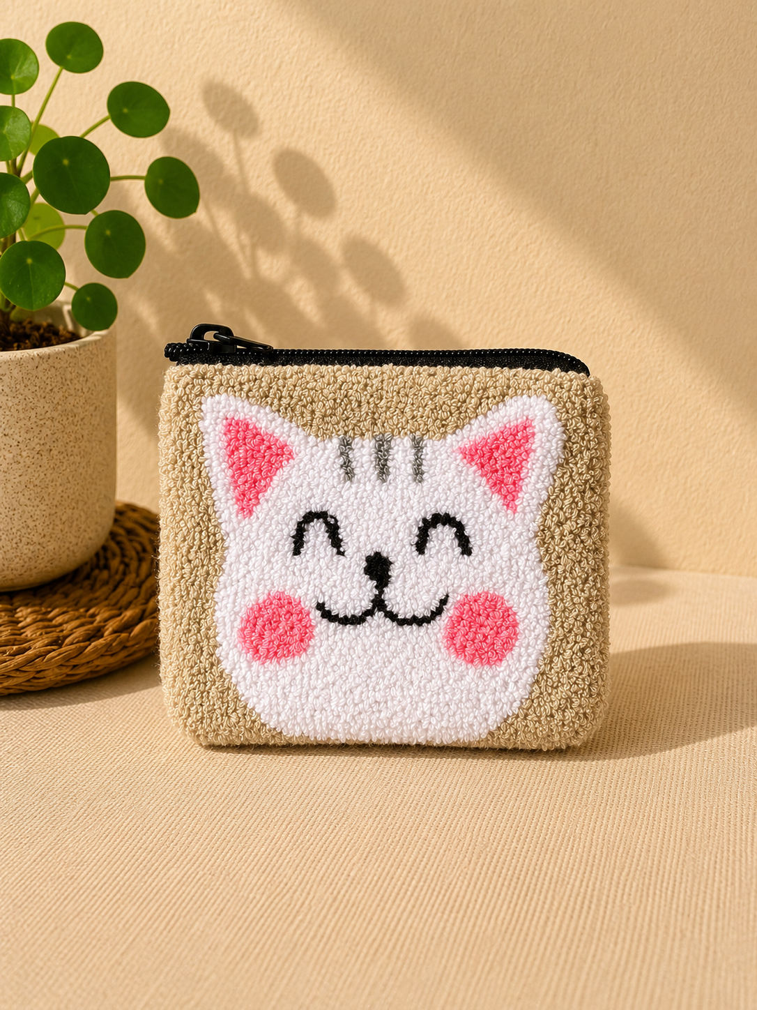 Handmade Wayuu Coin Purse – Colorful Artisan Mini Zipper Pouch with Whimsical Cats Design