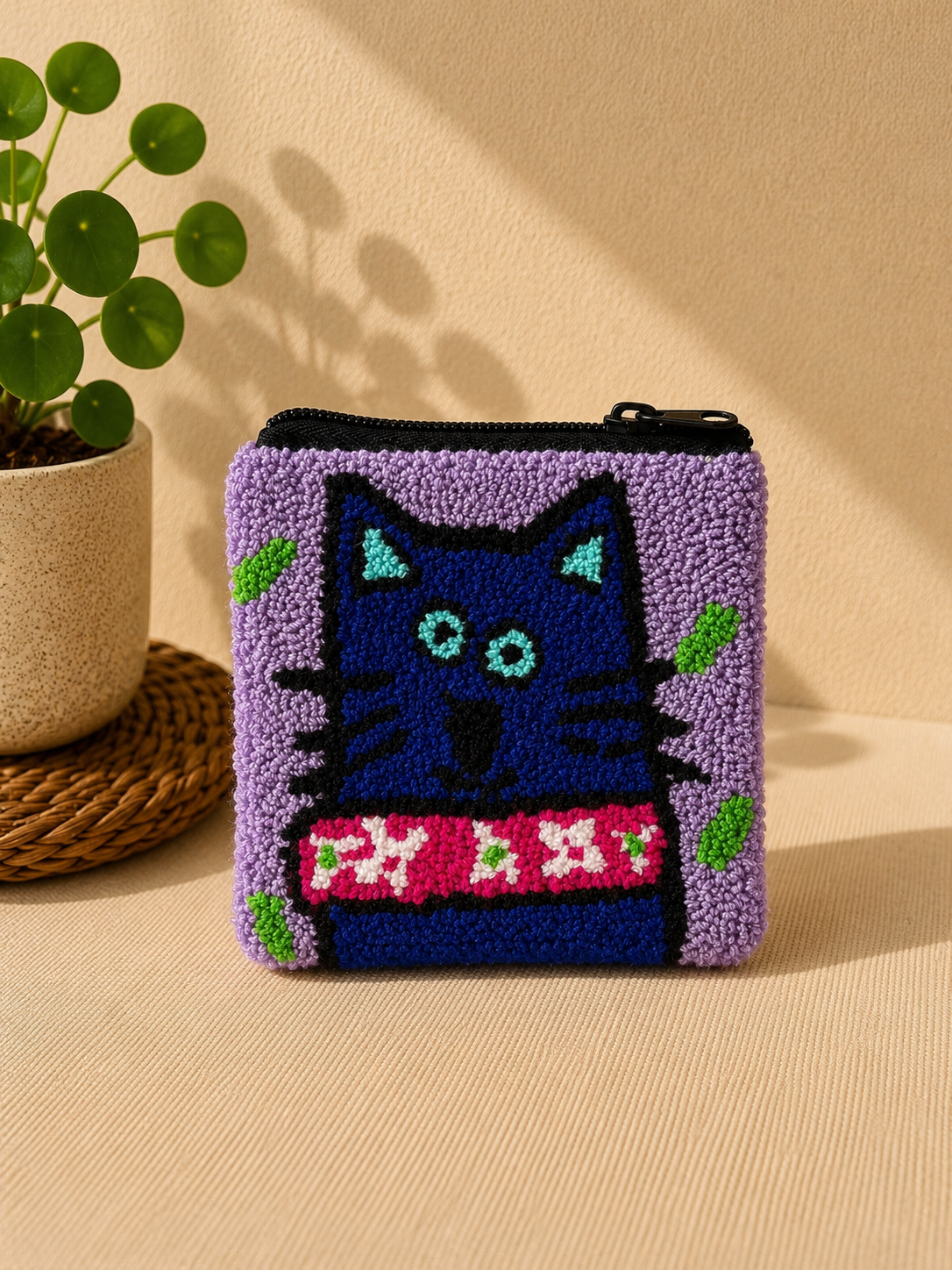 Handmade Wayuu Coin Purse – Colorful Artisan Mini Zipper Pouch with Whimsical Cats Design