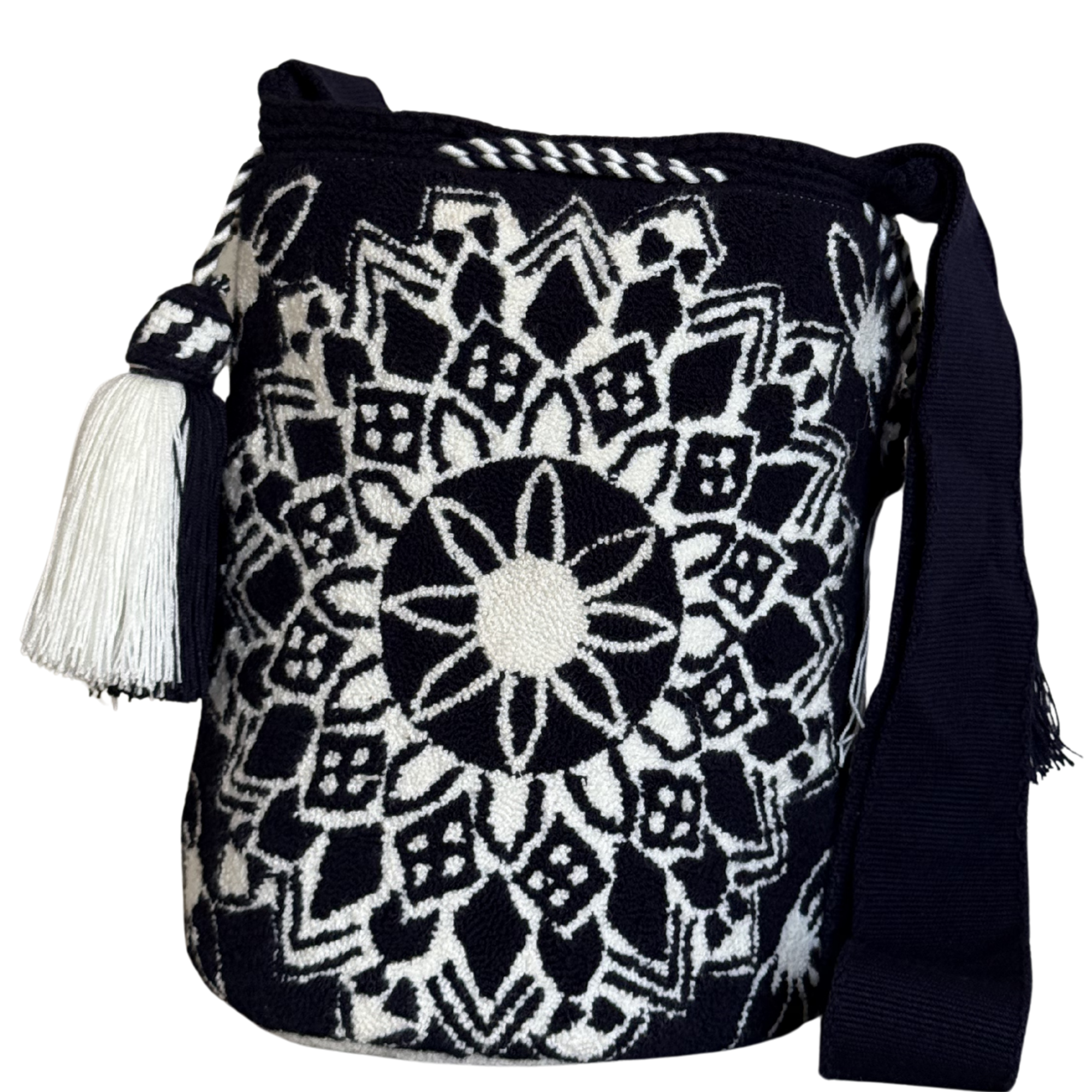 Handmade Wayuu Mandala Bag – Black & Ivory Mochila Crossbody, Geometric Artisan Design