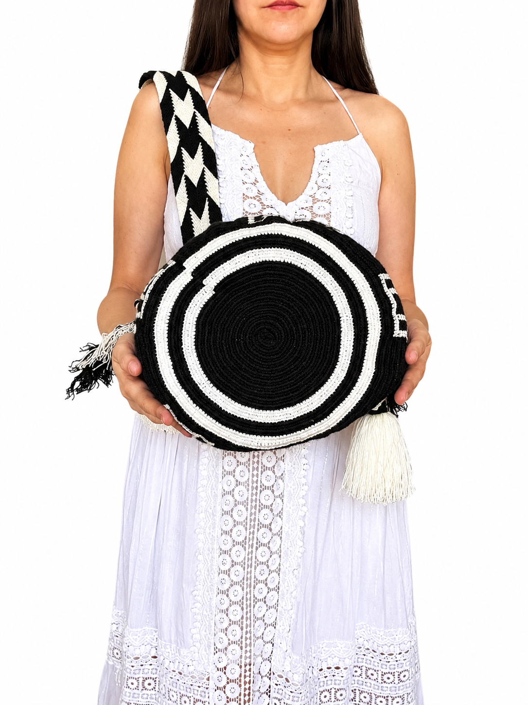 Handmade Wayuu Crossbody Bag – Black & Neutral Geometric Patterns, Artisan Crochet Bucket Bag