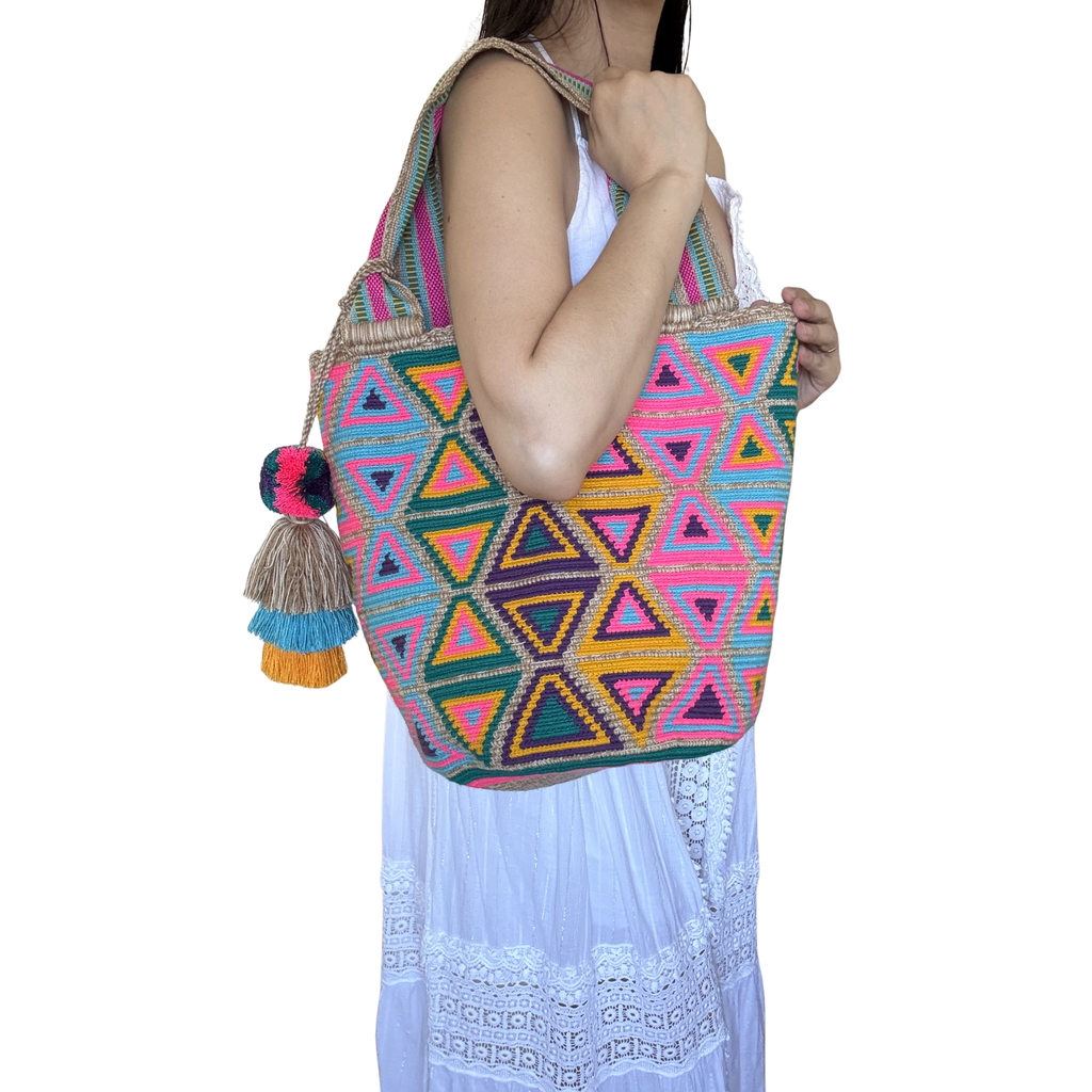 Handmade Wayuu Mochilón Tote – Geometric Earth Tone Crochet Shoulder Bag