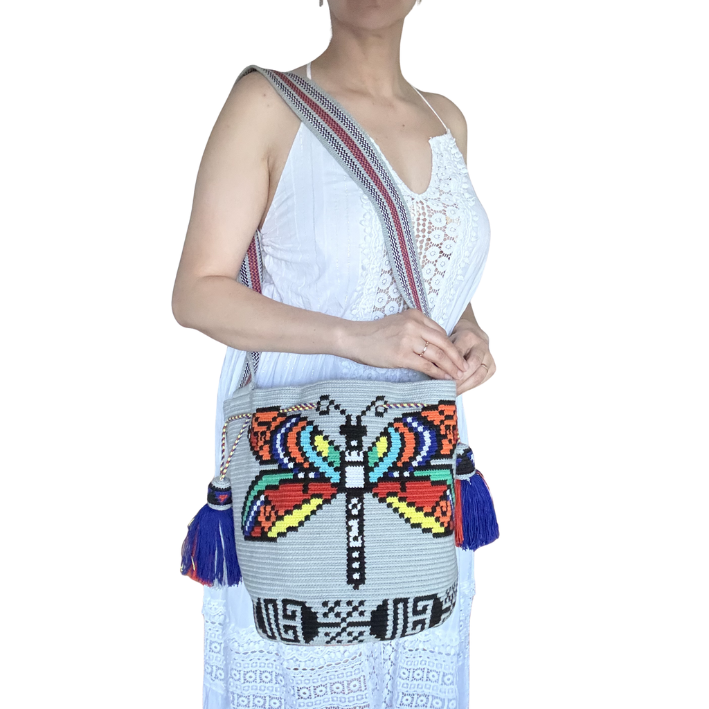Handmade Wayuu Dragonfly Crossbody Bag – Gray Artisan Mochila with Colorful Butterfly Wings Design