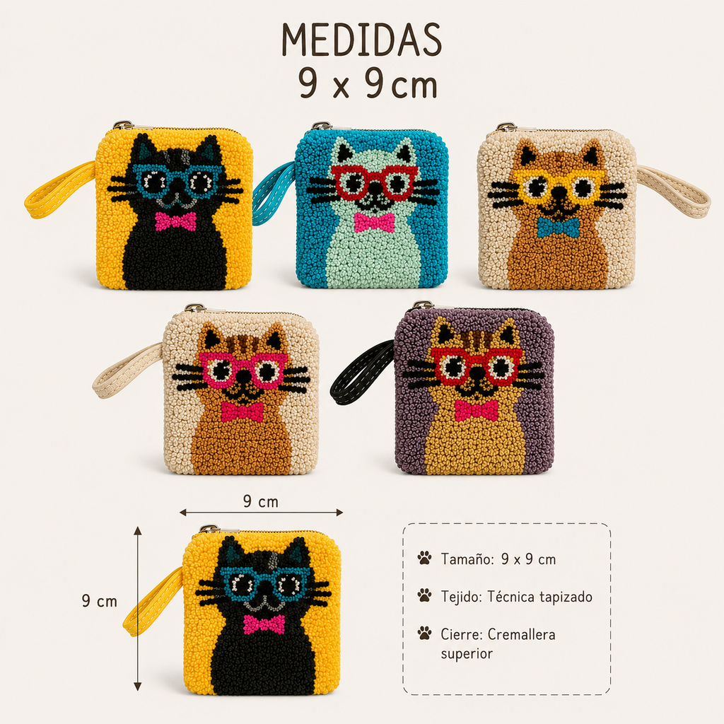Handmade Wayuu Coin Purse SMALL– Colorful Artisan Mini Zipper Pouch with Whimsical Cats Design (Copy)