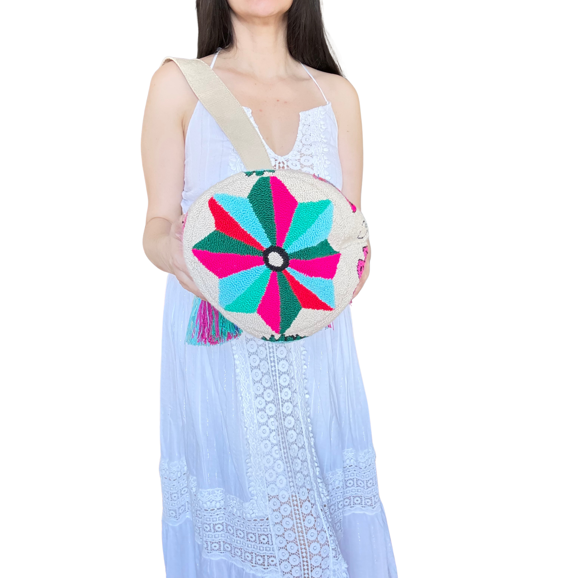 Handmade Wayuu Heart Bag – Ivory Mochila Crossbody, Floral Artisan Woven Statement Bag